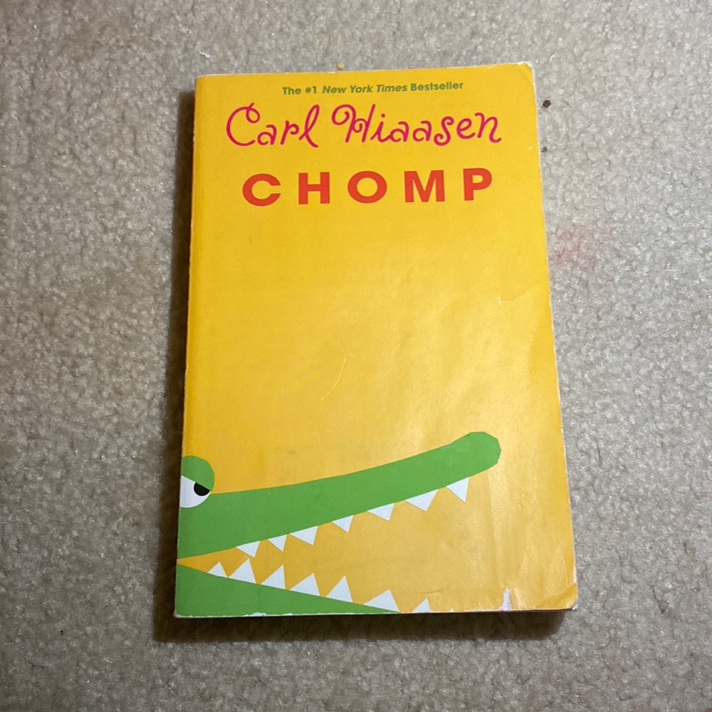 Chomp book by Carl Hiaasen